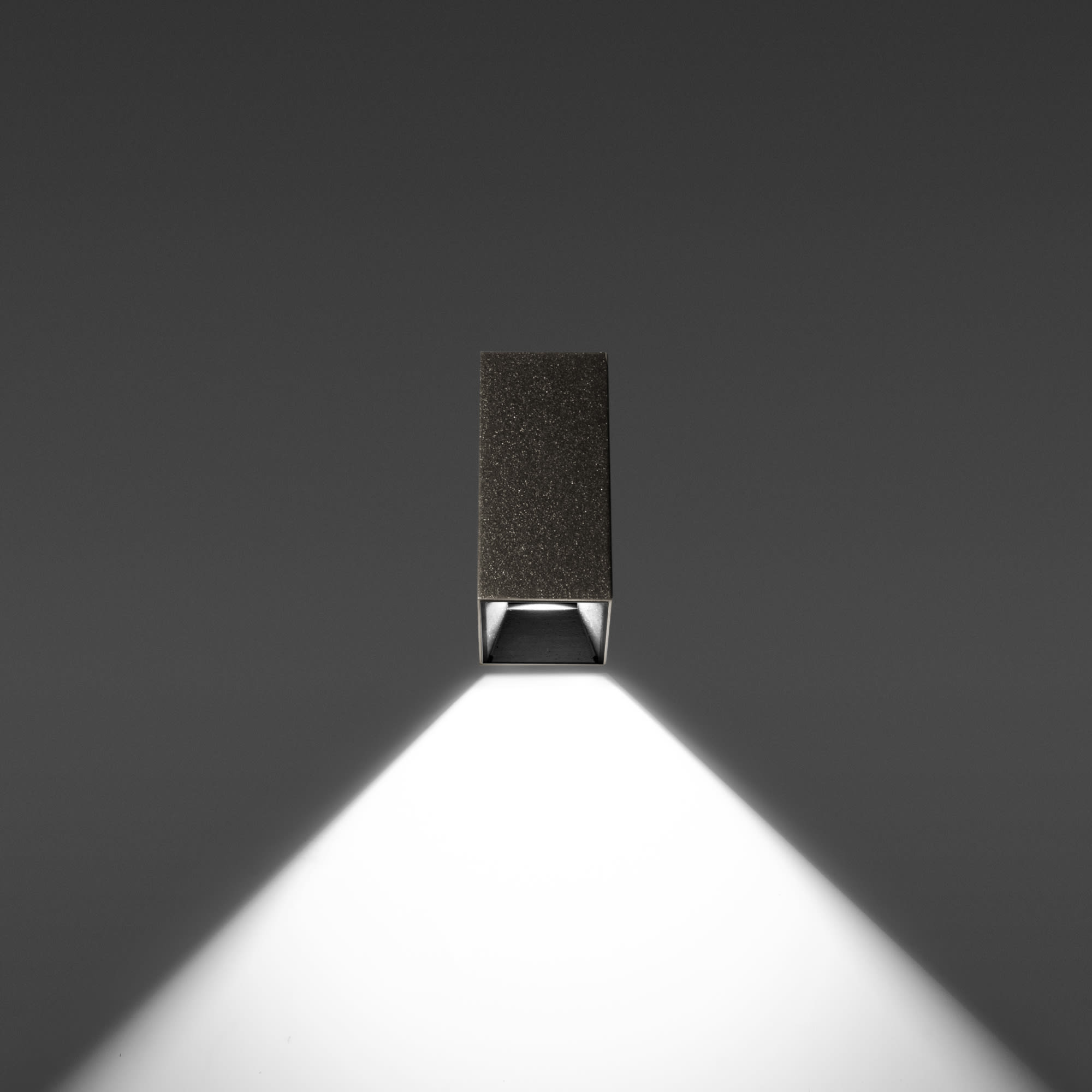 SIMES - APPLY RETT 1FIN+COB 927    230V BRO