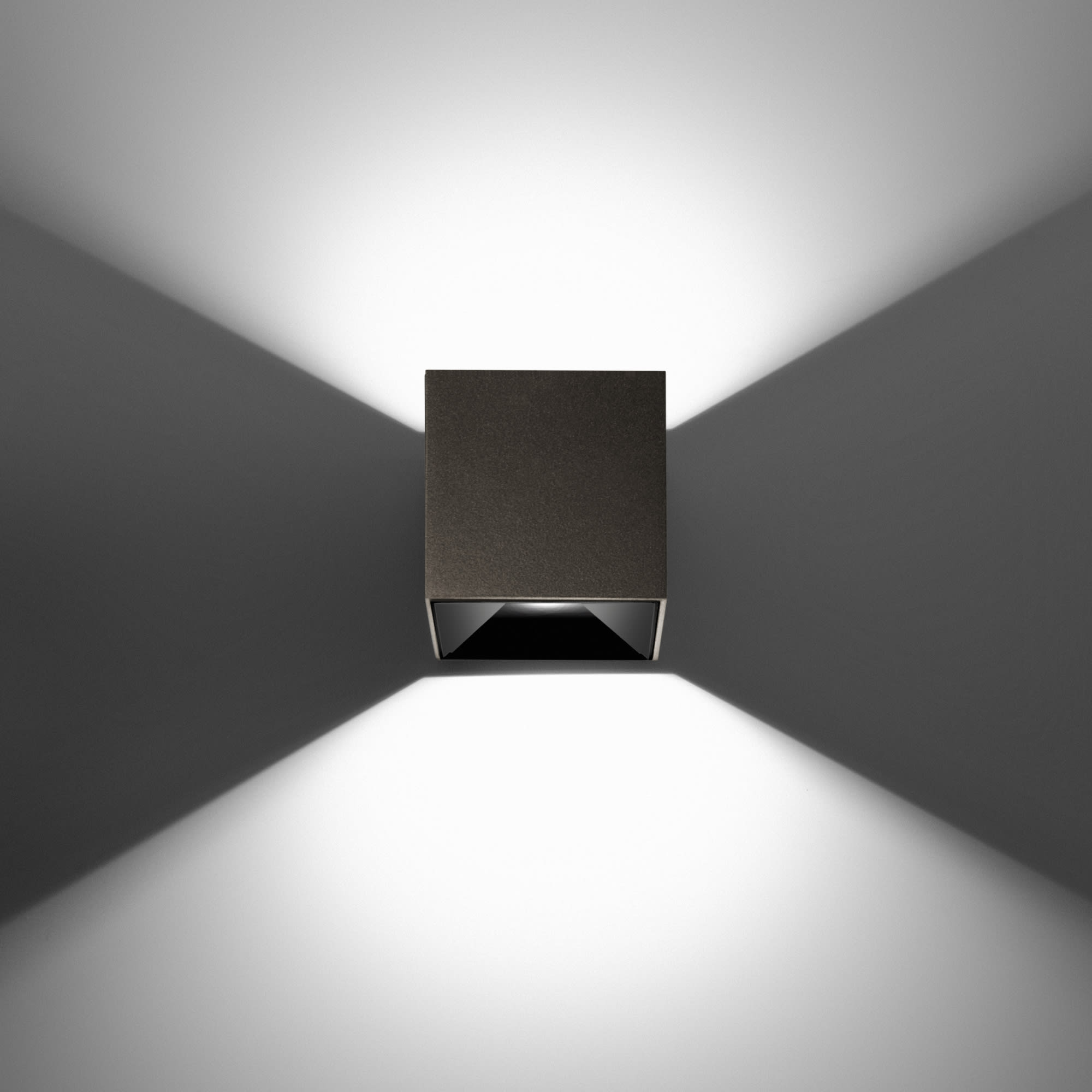 SIMES - APPLY QUAD 2FIN+COB 940    230V BRO