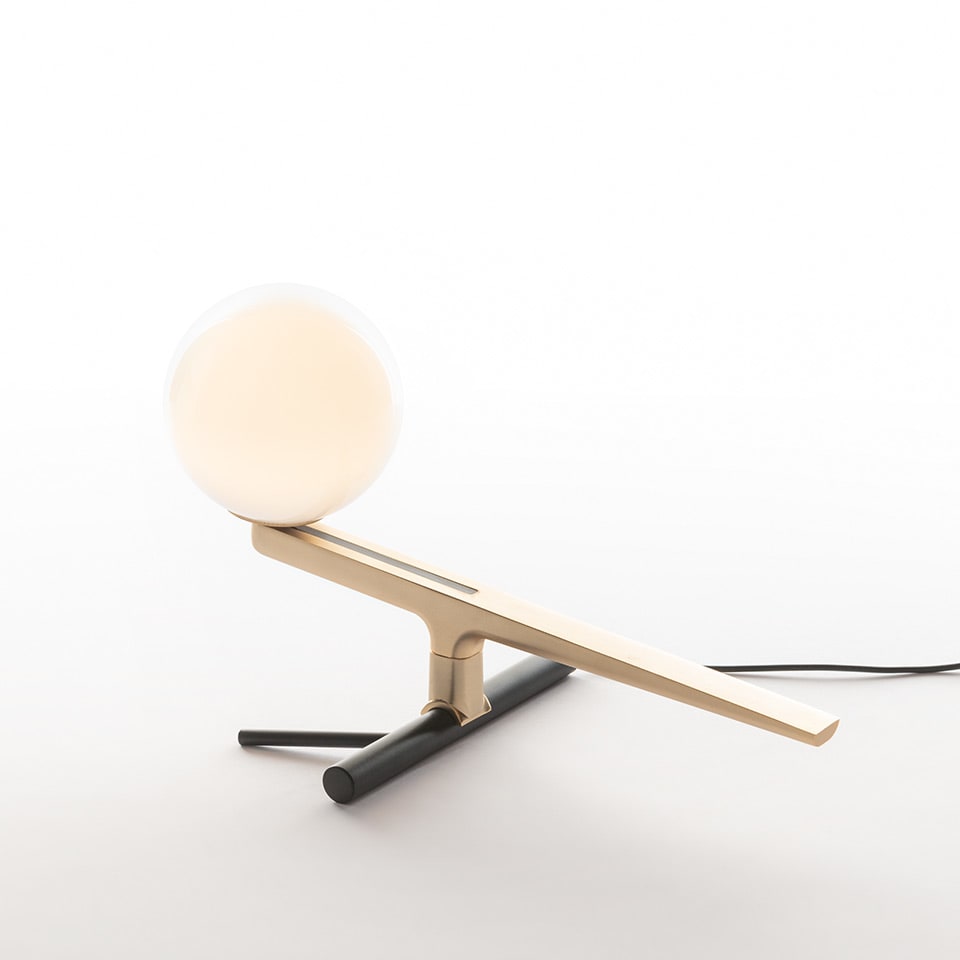 ARTEMIDE - YANZI T