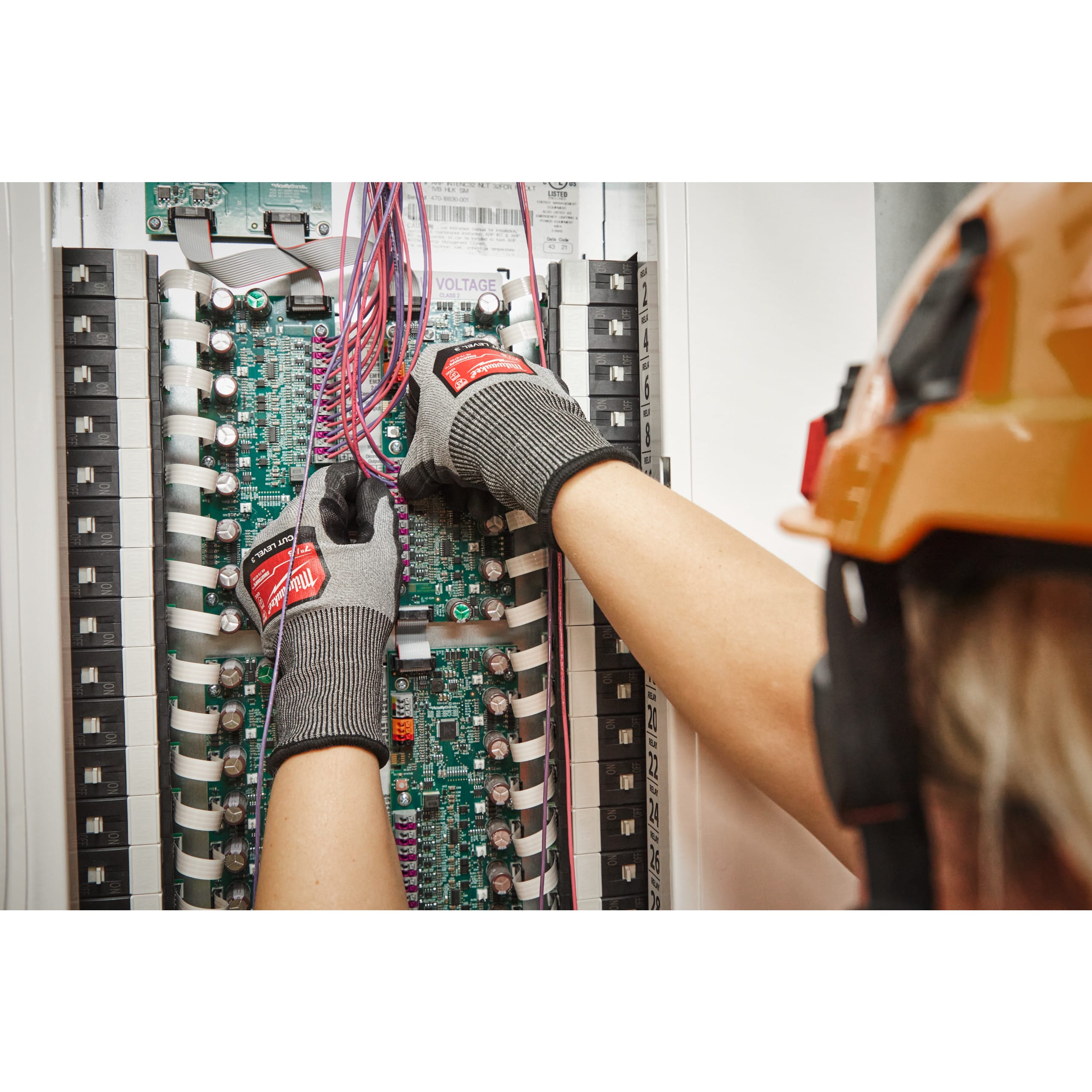 MILWAUKEE - GUANTI ALTA DESTREZZA CAT. C - 7S- 1PZ 4932480496