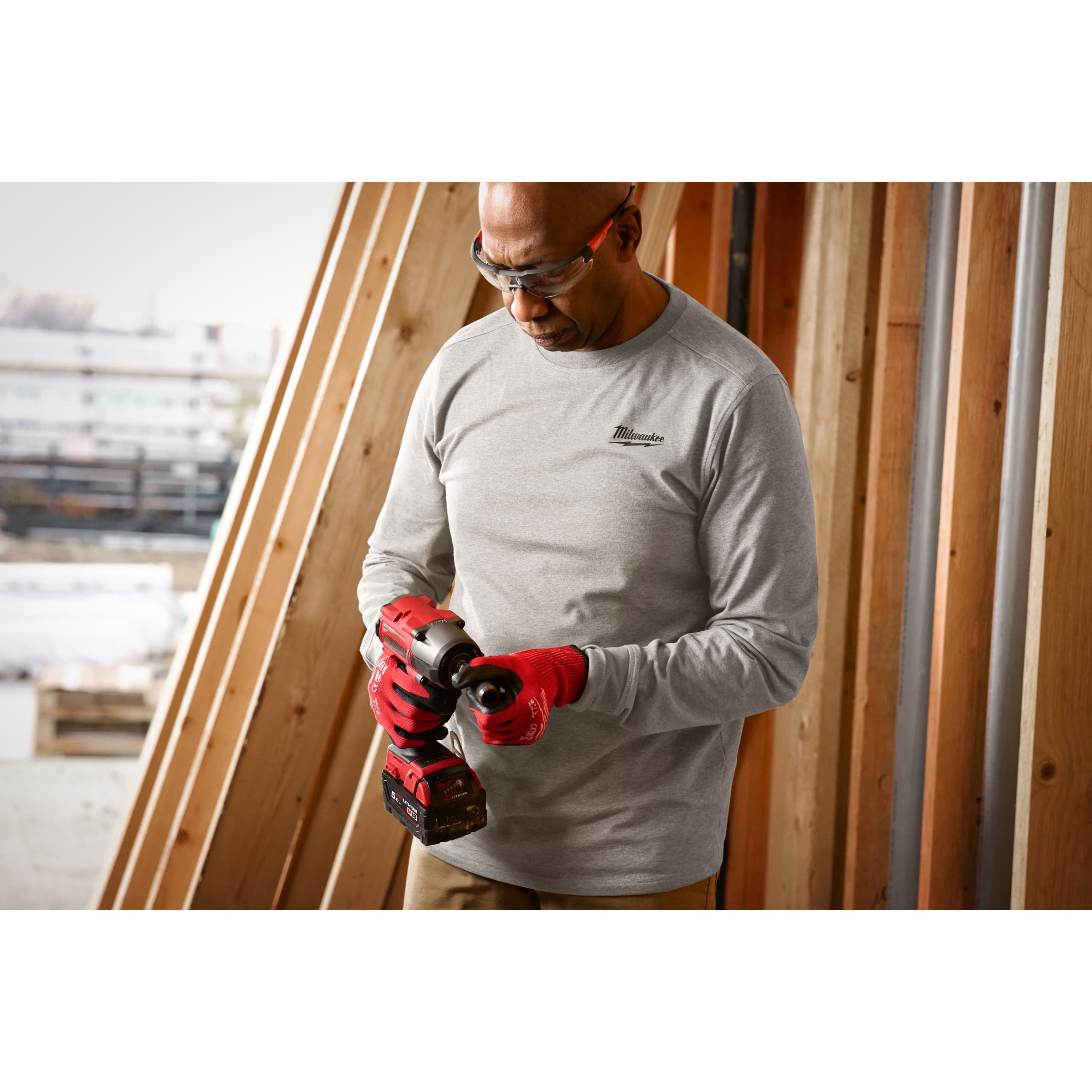 MILWAUKEE - HTLSGR -M  T-SHIRT MAN. LUN. HYBRID GRI