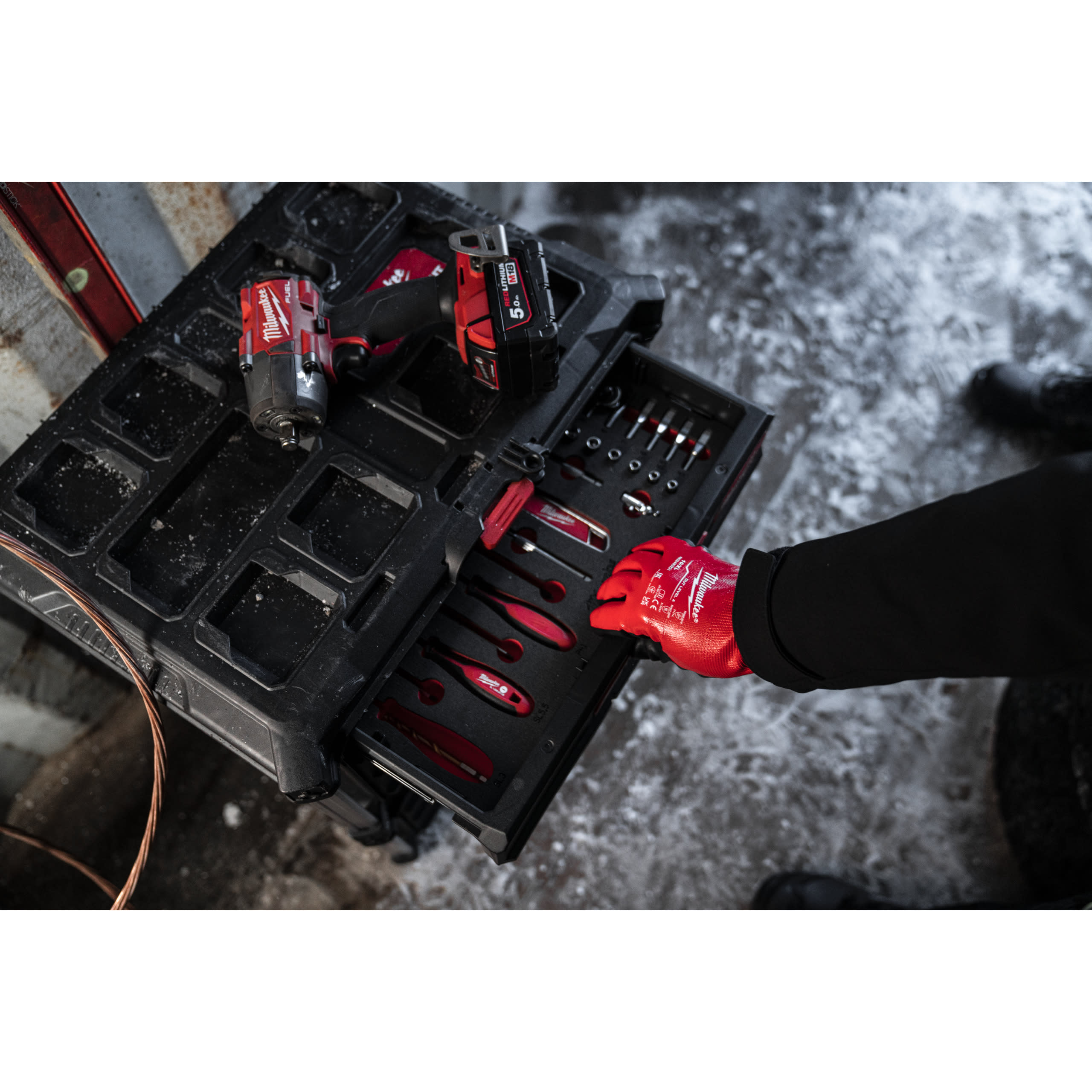 MILWAUKEE - GUANTI FULLY NITRILE CAT.A-7/S-1PAIO