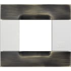 URMET - Placca 2 moduli serie bianca Kàdra in metallo ottone spazzolato.