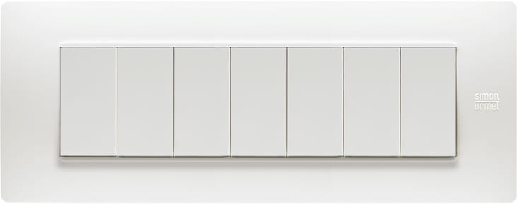 URMET - Placca Flexa tecnopolimero 7 moduli bianco nea.