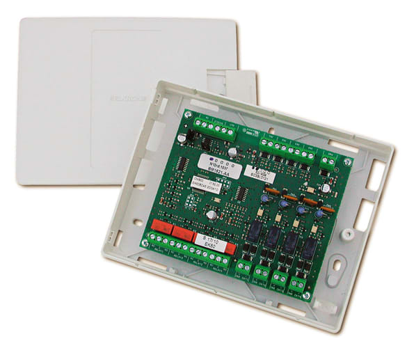 URMET - Interfaccia 4 ingressi e 4 uscite per centrali digitali, linea 500, seriale 4IN/4OUT SEL. 1043/533