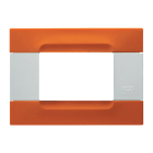 URMET - Placca 3 moduli Kàdra serie bianca tecnopolimero arancio San Francisco 3M.
