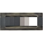 URMET - Placca 7 moduli Kàdra serie bianca in metallo ottone spazzolato.