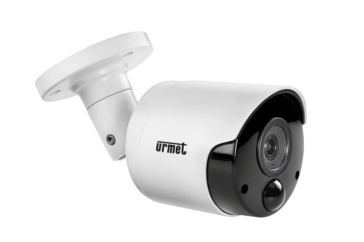 URMET - Telecamera bullet AHD 2M con ottica fissa 3.6mm e PIR, ideale per Building&Retail ECO. 1096/203