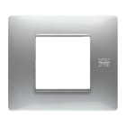 URMET - Placca Flexa in tecnopolimero con 2 moduli e finitura in alluminio.