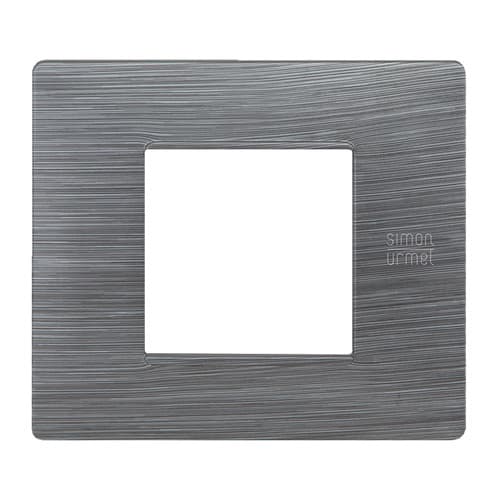 URMET - Placca Flexa in tecnopolimero con 2 moduli e finitura alluminio spazzolato.