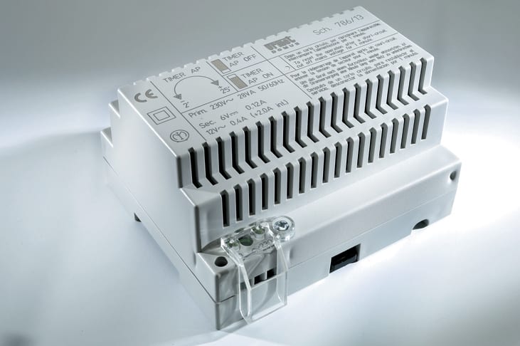 URMET - Alimentatore con doppio generatore di nota e sistema 4+n, c/doppio gen.nota.