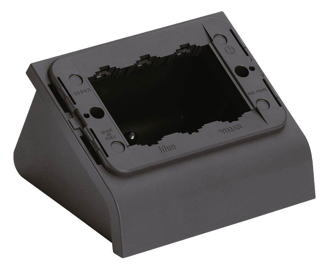 VIMAR - Scatola da Tavolo 3M Grigio Inclinata con Serracavo e Supporto per 3 Moduli, Adatta a Placca Classica.