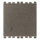 VIMAR - Invertitore 1P 16Ax 2M Metal Illuminabile Tasto Sostituibile 250 V~ 2 Moduli 200 W Lampade Alimentatore Integrato 19013.2.M