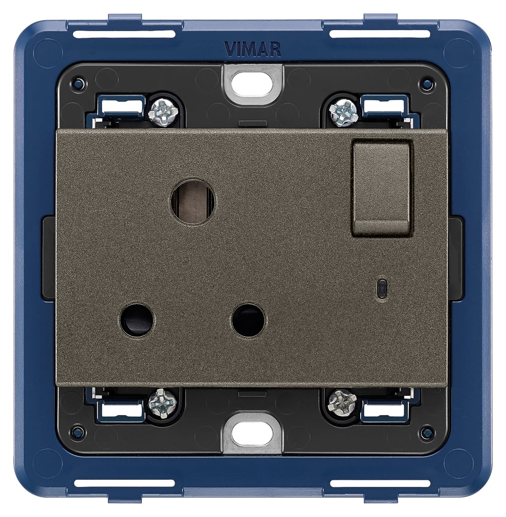 VIMAR - PRESA 2P+T 5A INGLESE INTERR. METAL