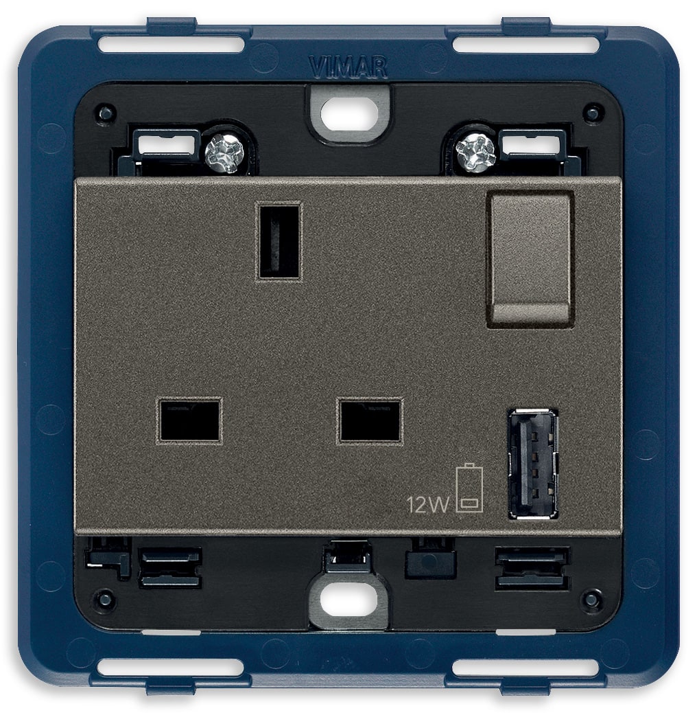 VIMAR - Presa 2P+T 13A BS con interruttore rosso e USB A 12W 2,4A 5V, supporto per scatole BS, da completare con placca 3 moduli, Metal. 19223.A.M
