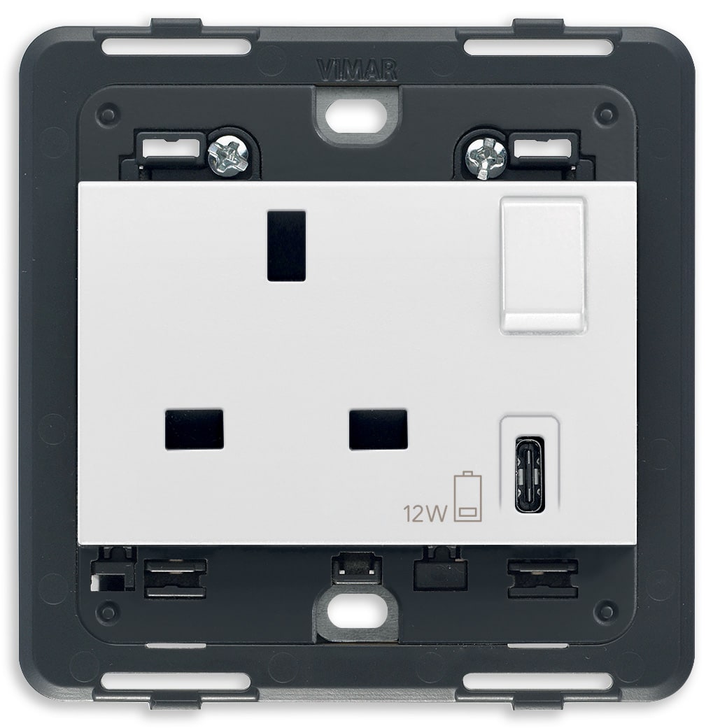 VIMAR - PRESA 2P+T 13A BS + INT. + USB C BIANCO