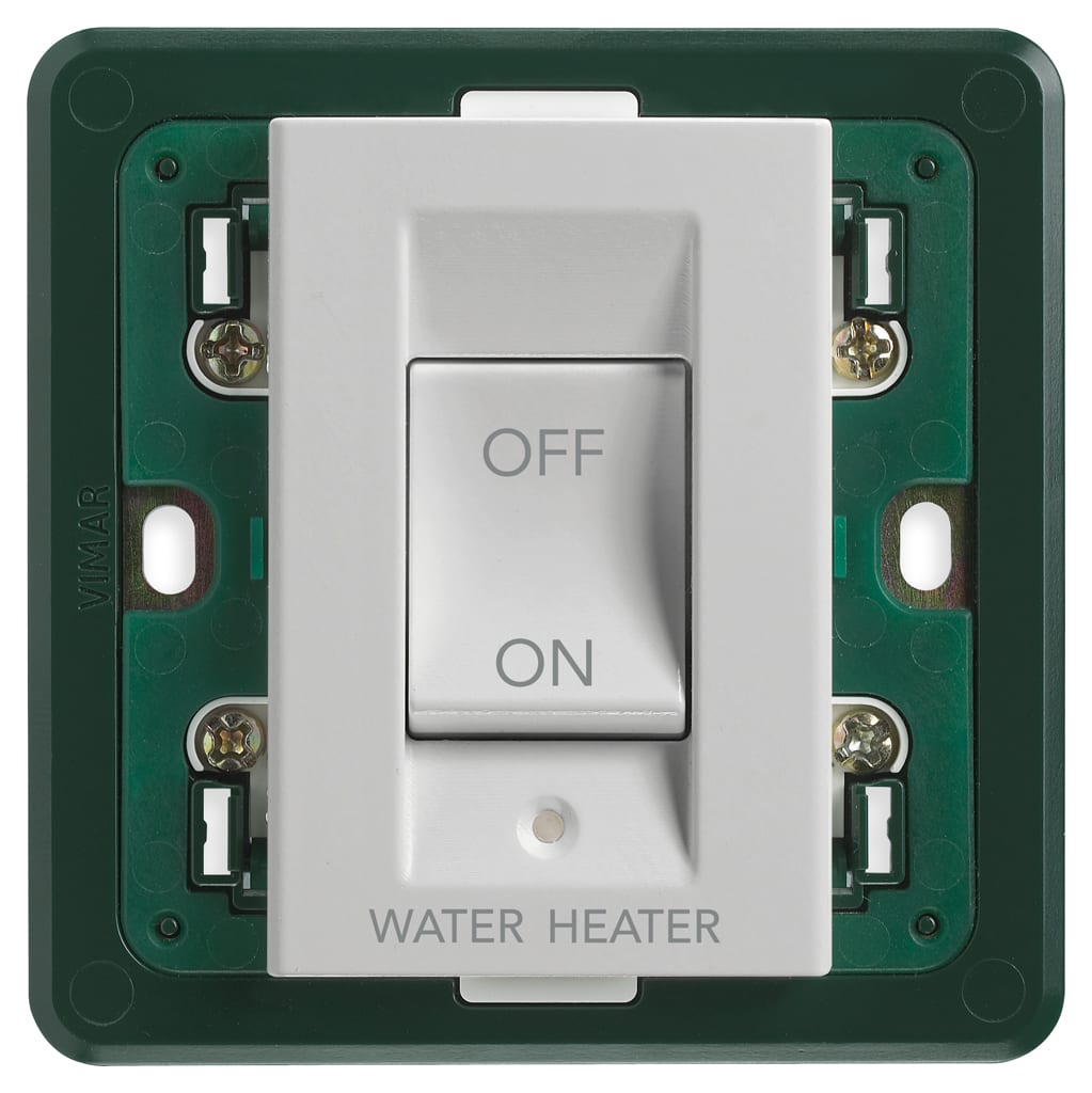 VIMAR - Interruttore 2P 32A Silver Illuminabile con Simbolo Water/Heater, Supporto per Installazione in Scatole Quadrate Bs, Placca 3 Moduli Bs.