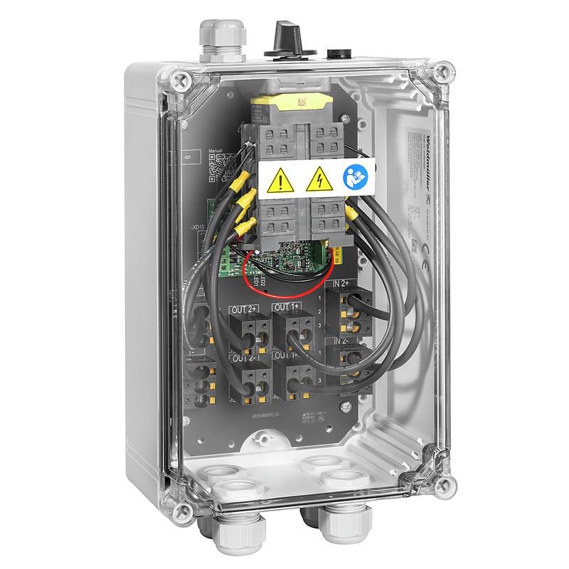 WEIDMULLER - Quadro fotovoltaico con 2 MPP e 2 ingressi / 1 uscita per MPP, disconnessione a distanza, pressacavo, 1100 V. PVN1M2I4S1FXVXO0TXPX11.