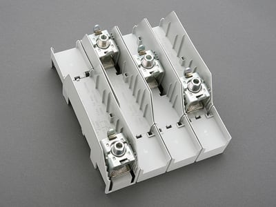 WOEHNER ELECTROTECHNICAL SYSTEMS - SET DI 4 PIASTRE C. MORSETTO, PER 32 X 2 01162000