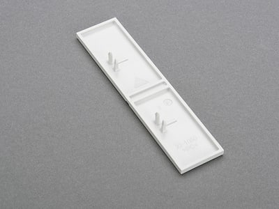 WOEHNER ELECTROTECHNICAL SYSTEMS - COPERTURA LAT. PER SUPPORTO BARRE 2P 016