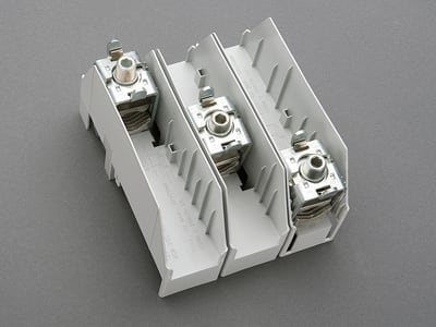 WOEHNER ELECTROTECHNICAL SYSTEMS - SET DI 3 PIASTRE CON MORSETTO, 120 -300M 01537000