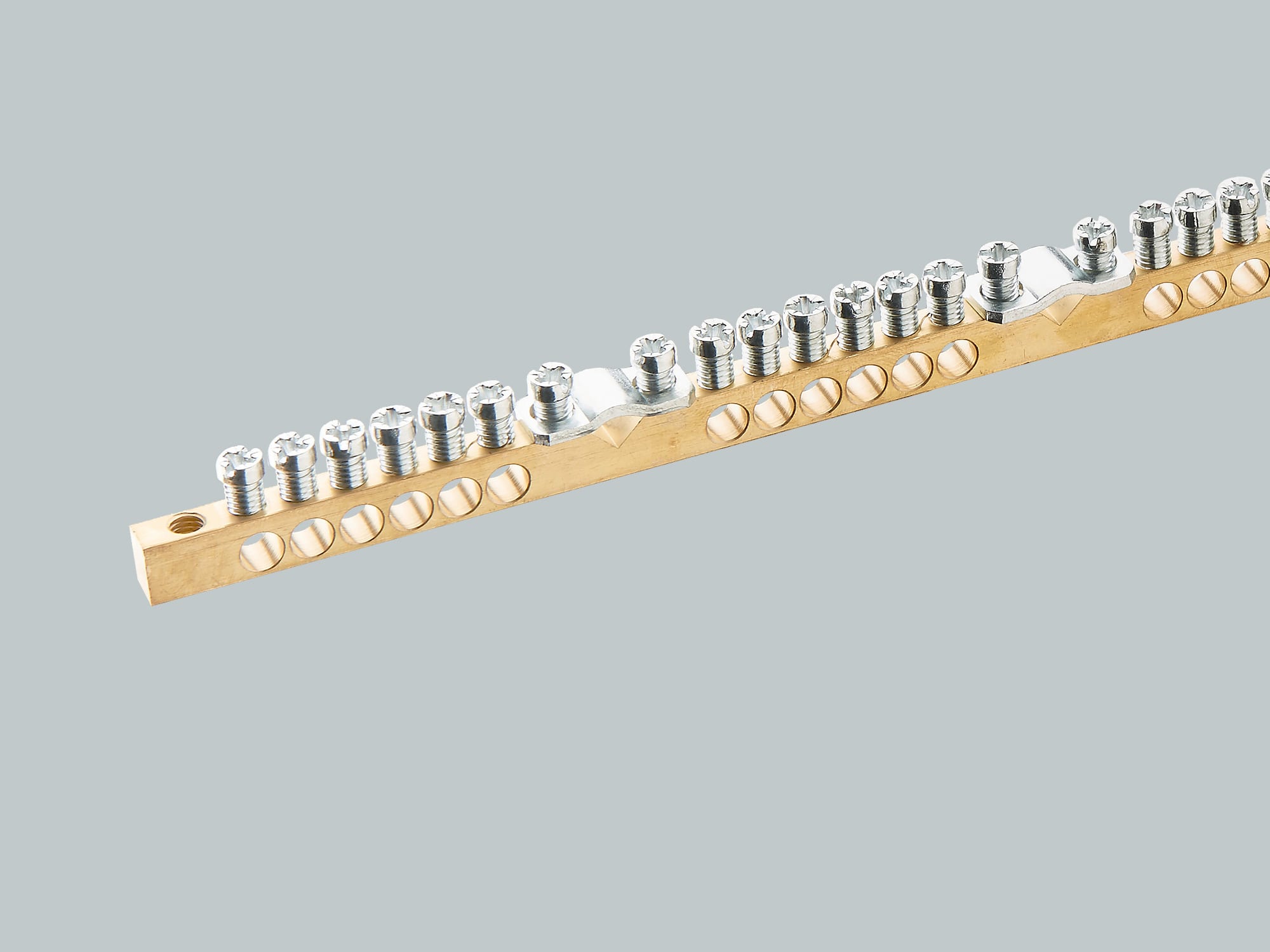 WOEHNER ELECTROTECHNICAL SYSTEMS - BARRETTA PE/N, 3 BRIDE, 24 MORSETTI