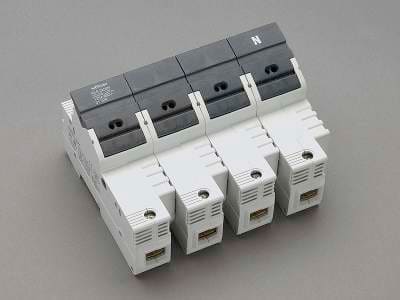 WOEHNER ELECTROTECHNICAL SYSTEMS - AMBUS X FUS. 22X58, 3P+N