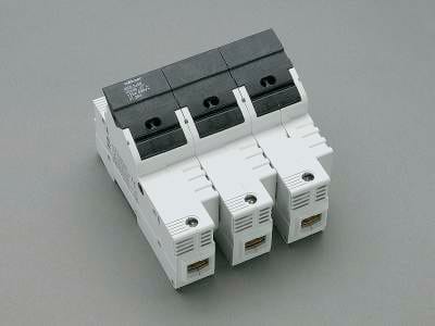 WOEHNER ELECTROTECHNICAL SYSTEMS - AMBUS X FUS. 22X58, 3P, EXTRARAPIDI 31283000