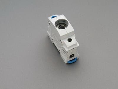 WOEHNER ELECTROTECHNICAL SYSTEMS - BASE TRITON D01, 1P