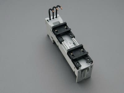 WOEHNER ELECTROTECHNICAL SYSTEMS - ADATT. MC 25A, 45MM, 2DIN, SIS.60, L=200