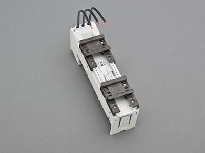 WOEHNER ELECTROTECHNICAL SYSTEMS - ADATT. MC 12A, 45MM, 2DIN, SIS.60, L=200
