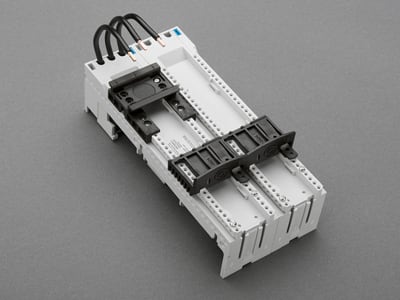 WOEHNER ELECTROTECHNICAL SYSTEMS - ADATT. EC 25A, 1 DIN, X PKZ0/BG1, 90MM 32452000