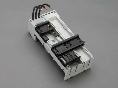 WOEHNER ELECTROTECHNICAL SYSTEMS - ADATT. EC 32A, 2DIN, X PKZ0/BG2, 90MM