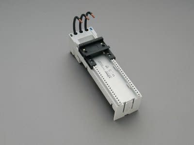 WOEHNER ELECTROTECHNICAL SYSTEMS - ADATT. EC 63A, 54MM, 1DIN, SIS.60, L=200