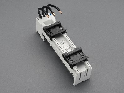 WOEHNER ELECTROTECHNICAL SYSTEMS - ADATT. EC 32A, 2DIN, X140A E 140MC/D, 45