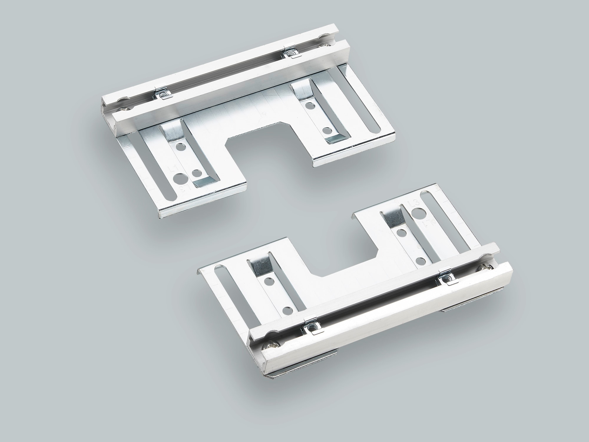 WOEHNER ELECTROTECHNICAL SYSTEMS - PIASTRA METALLICA X 32004, FISS. UNIVERS