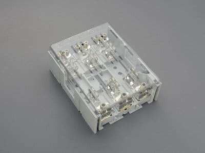 WOEHNER ELECTROTECHNICAL SYSTEMS - BASE CLASS J, 200A, X PANELLO, UL