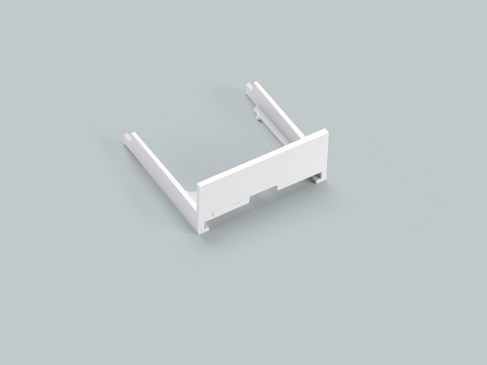 WOEHNER ELECTROTECHNICAL SYSTEMS - SUPPORTO CORNICE FRONT. X SEZ.VERT.NH00