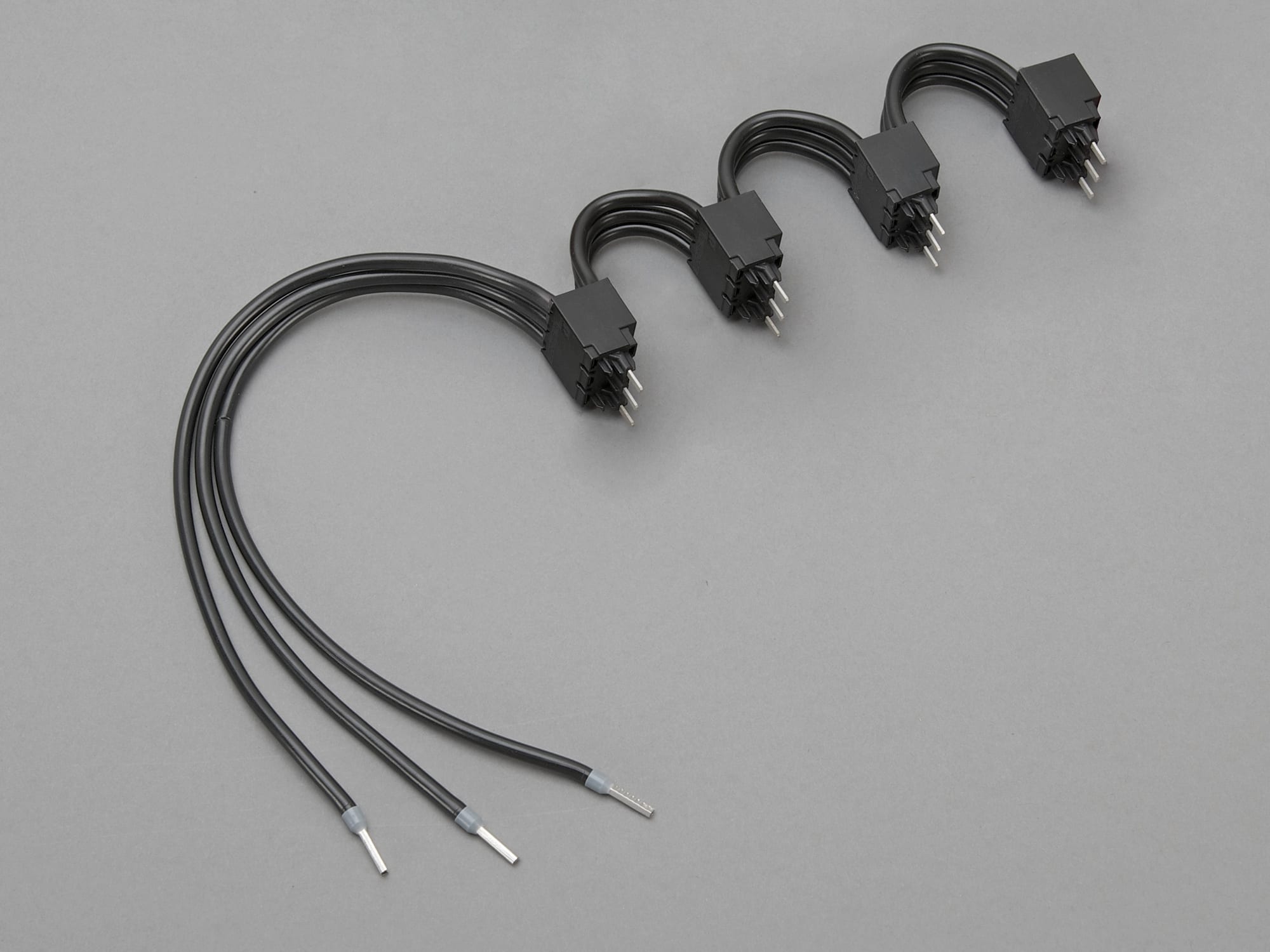 WOEHNER ELECTROTECHNICAL SYSTEMS - MOTUS, PONTICELLO, CONN. E CAVI X 4 UTEN