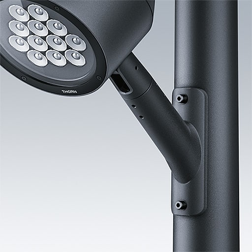ZG LIGHTING - CONT3 12L POLE BRACKET BK